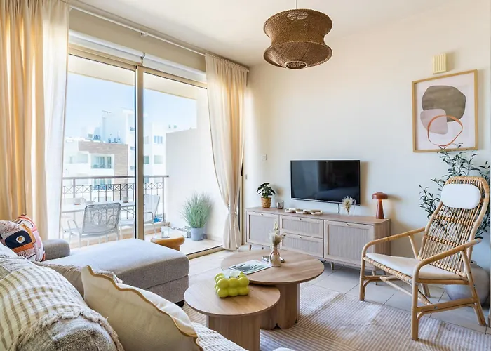 Mystique 1-bedroom Апартаменти *